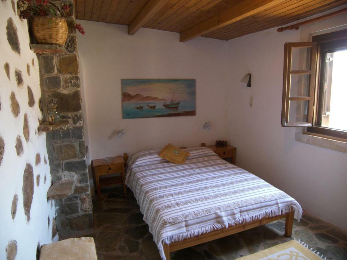 Hiona Cottage Palékastro Eksteriør bilde